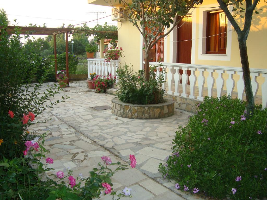 Apartment Victoria Agios Georgios  Ngoại thất bức ảnh