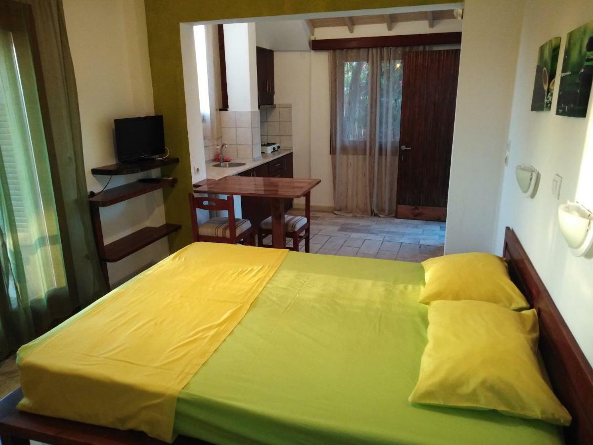 Apartment Victoria Agios Georgios  Ngoại thất bức ảnh