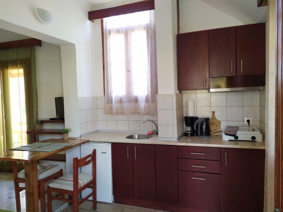 Apartment Victoria Agios Georgios  Ngoại thất bức ảnh