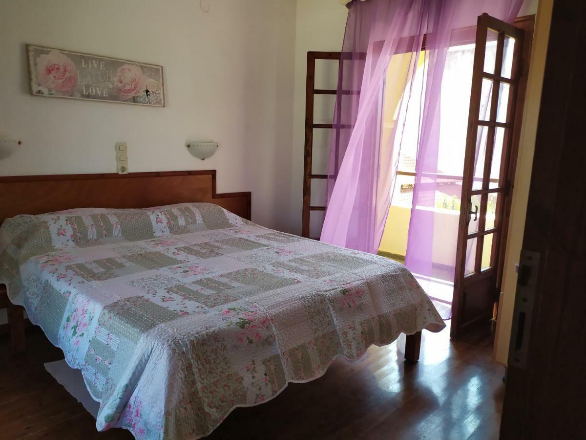 Apartment Victoria Agios Georgios  Ngoại thất bức ảnh